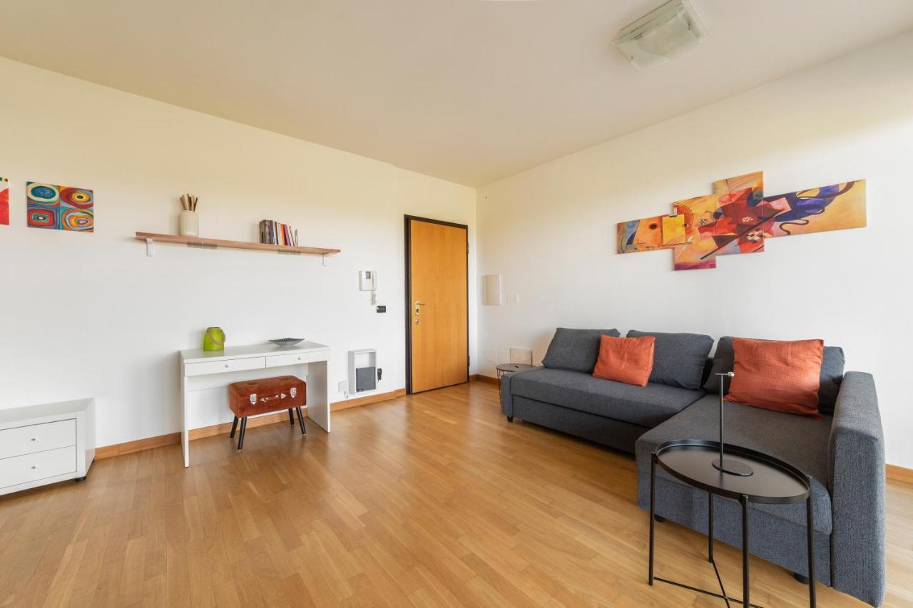 Апартаменты Milano Rogoredo Apt With Terrace! Экстерьер фото