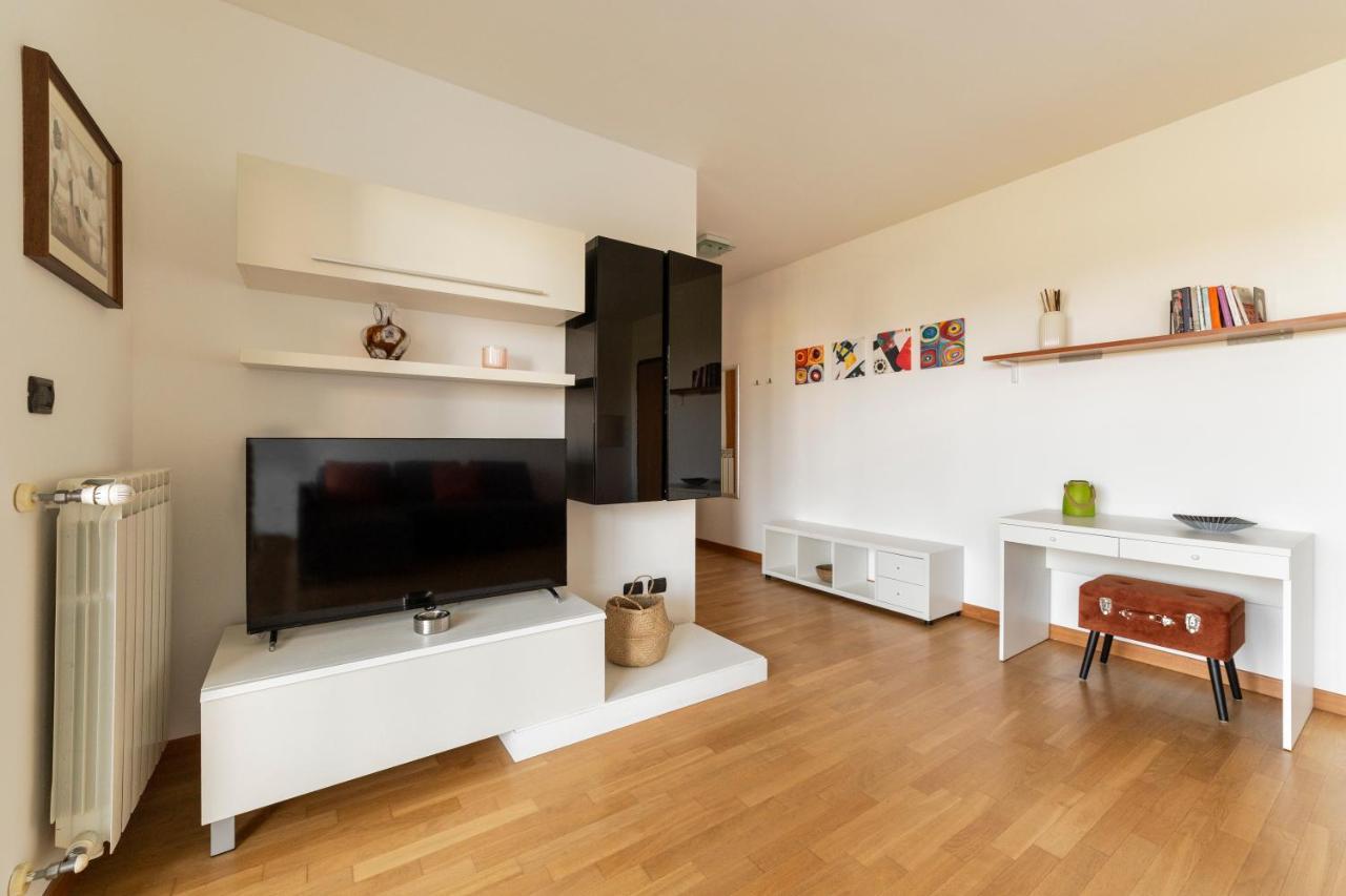 Апартаменты Milano Rogoredo Apt With Terrace! Экстерьер фото