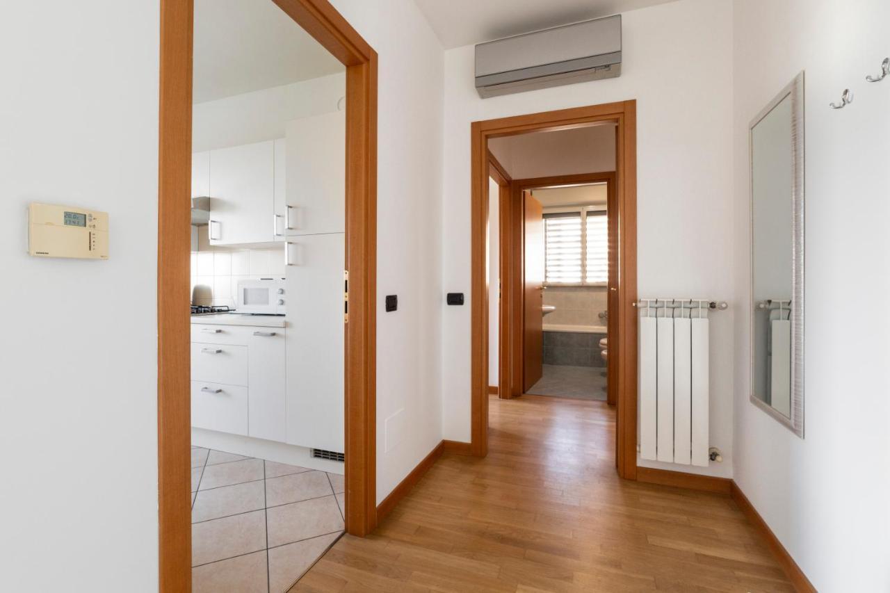 Апартаменты Milano Rogoredo Apt With Terrace! Экстерьер фото